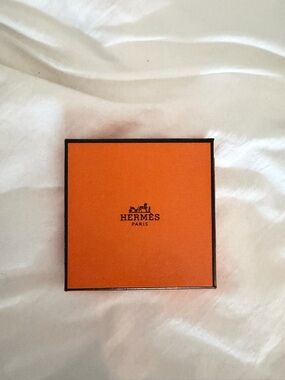 Hermès Orange Square Box